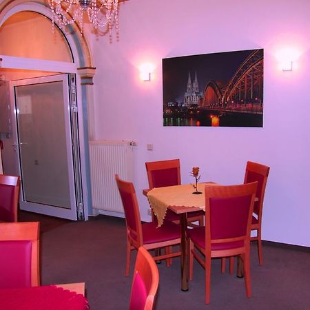 Hotel La Isla Köln Eksteriør bilde